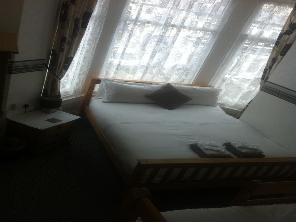 Deneside Guest House ブラックプール 部屋 写真
