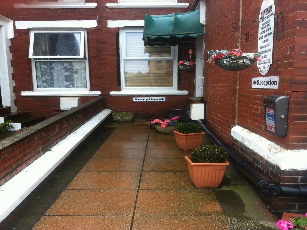Deneside Guest House ブラックプール エクステリア 写真
